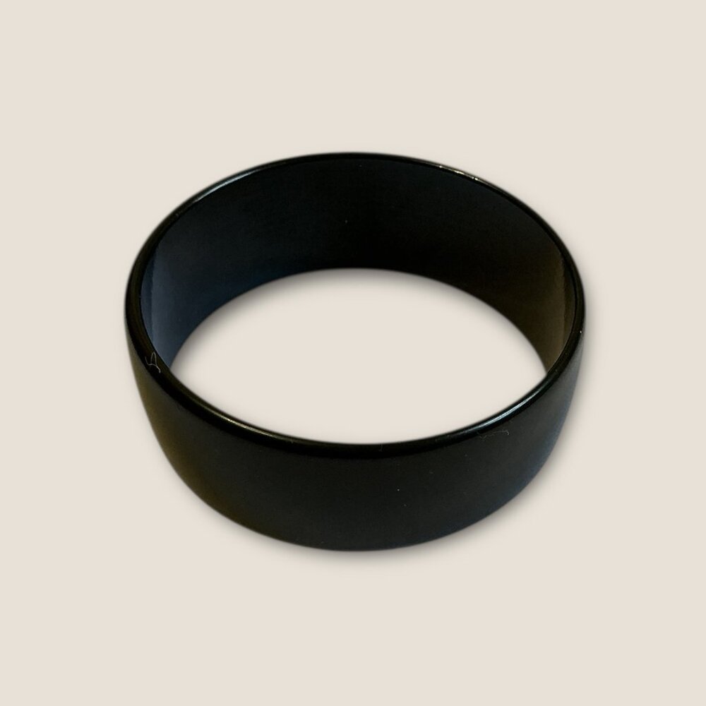 Vintage Black Bakelite Bangle Bracelet Wide 1 Inch Inside Diameter 2.25 Inches R